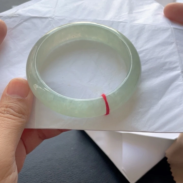 翡翠未镶嵌手镯翡翠手镯