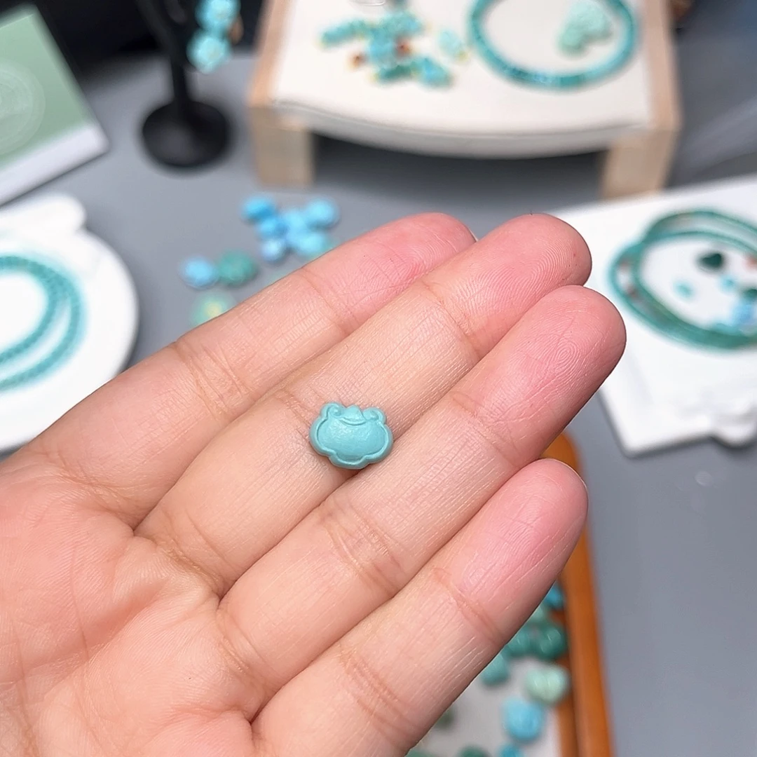 绿松石未镶嵌珠宝半成品