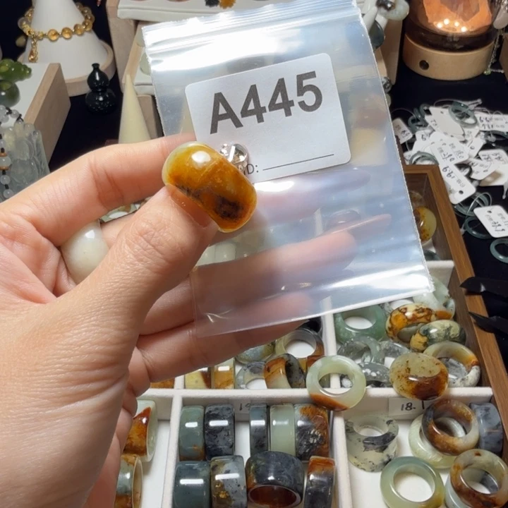 ①***粉蛇纹石玉未镶嵌戒指17’2