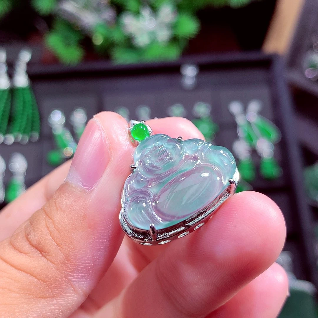 颈饰未镶嵌翡翠天然