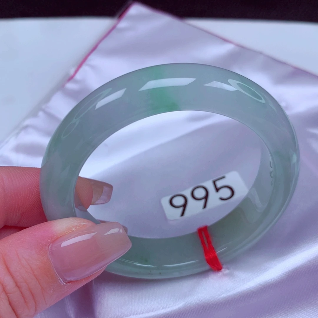 翡翠未镶嵌手镯手镯