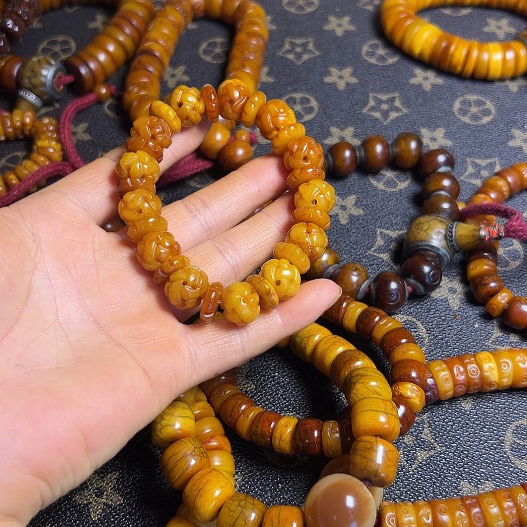 香榧木藏区手串牛骨