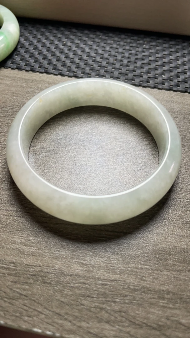 天然翡翠A货 58.8宽版手镯