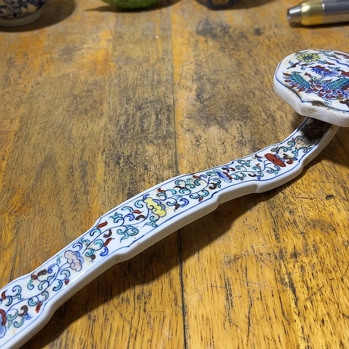 扮***虎其他斗彩如意一个