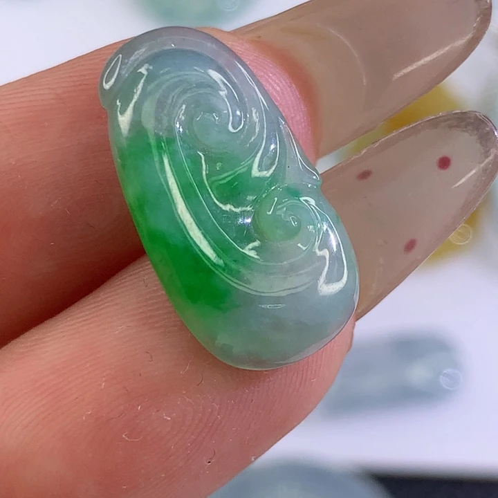 定制翡翠未镶嵌翡翠