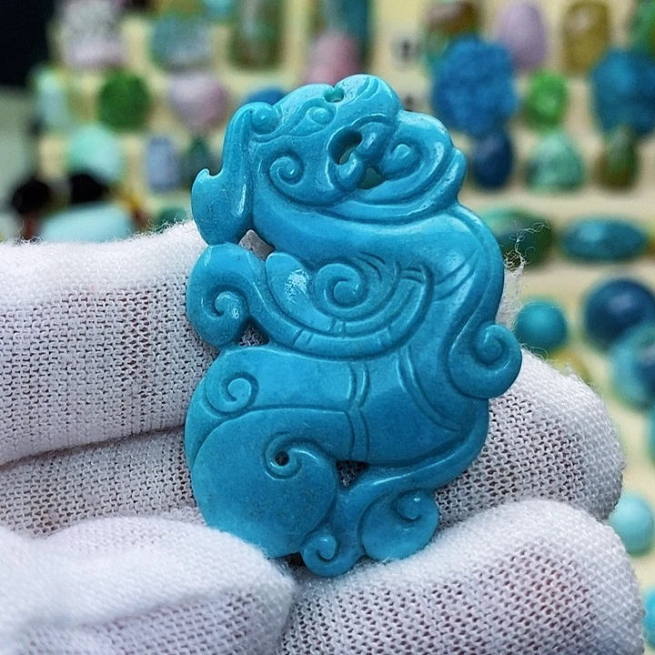 绿松石配饰未镶嵌
