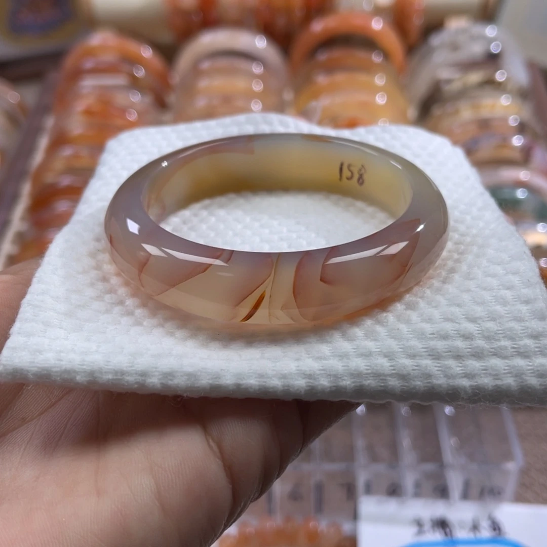 手镯玛瑙/玉髓未镶嵌57.8