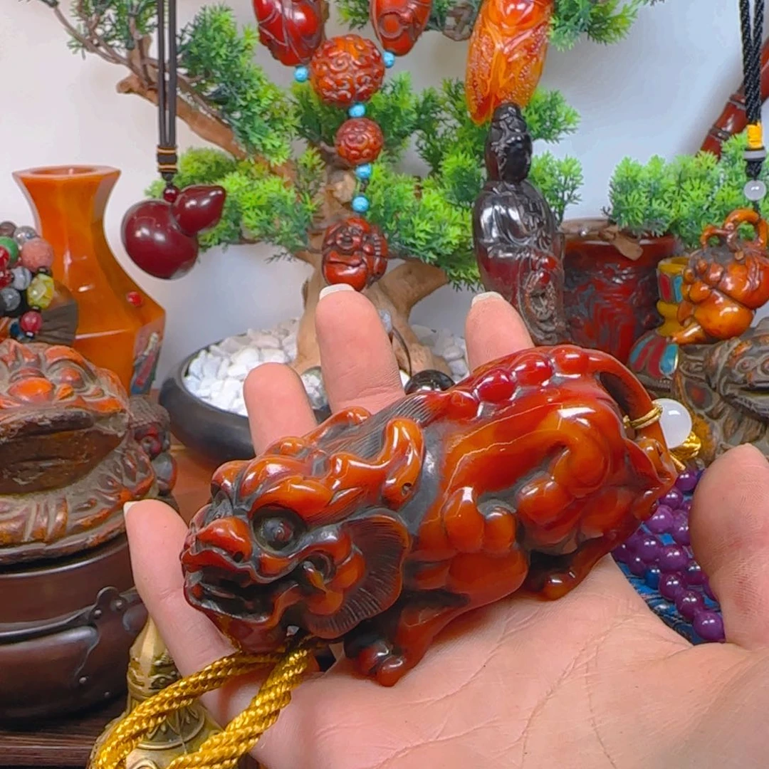 琥珀裸石未镶嵌手把