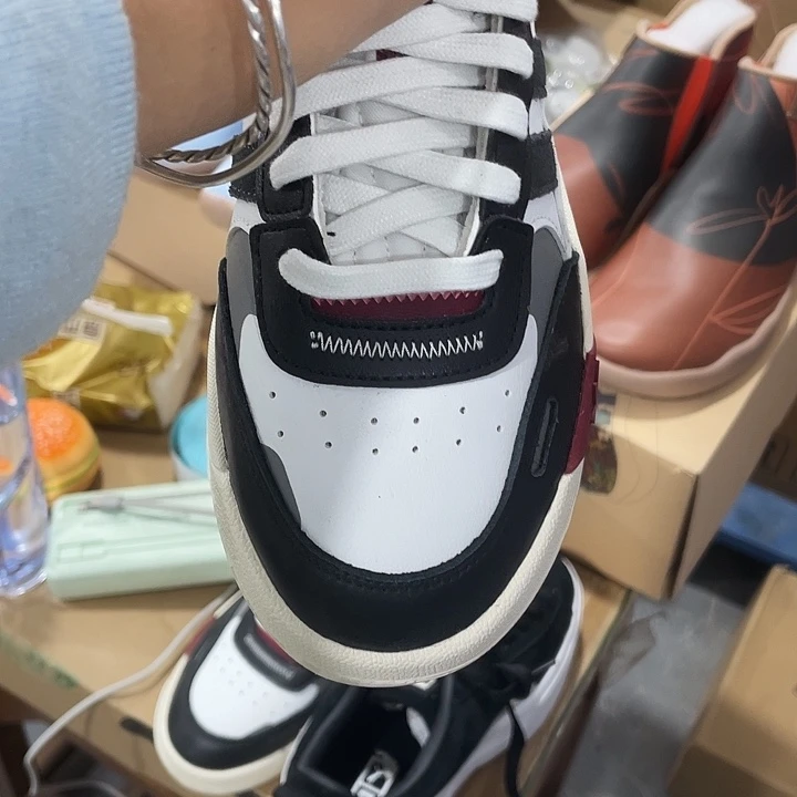 运动鞋好看简约37