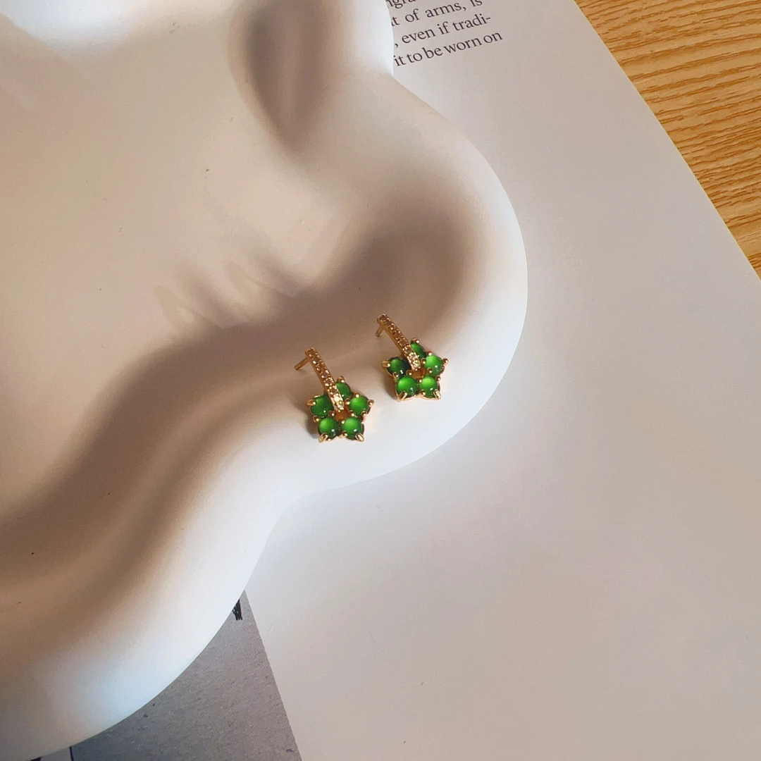 S925银天然翡翠耳钉2.5mm10粒花花多样性发一