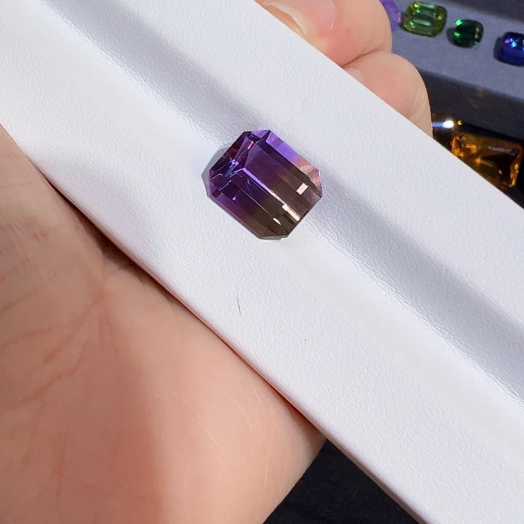 点***麻未镶嵌珠宝半成品紫晶6.1ct紫黄晶