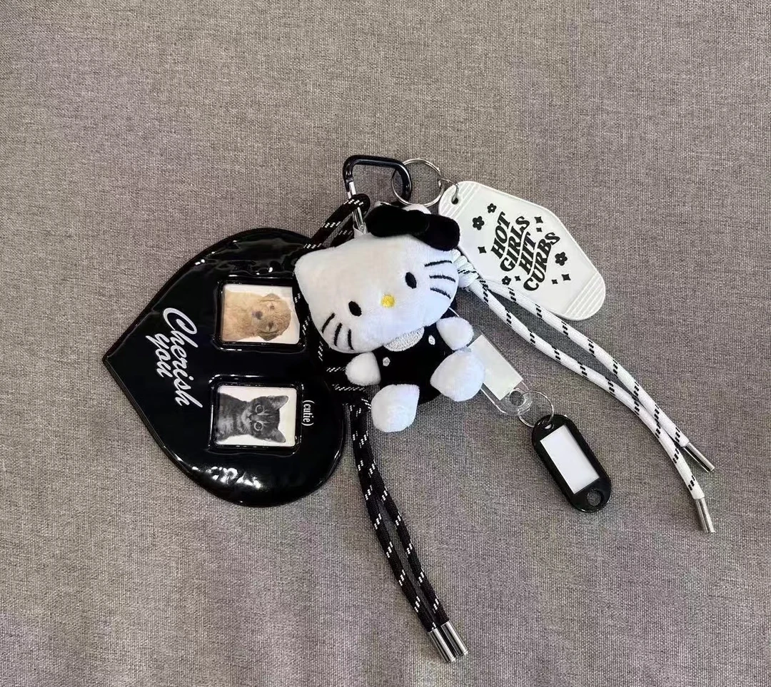 miu系包挂