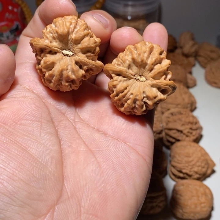 皇*鱼文玩核桃龙门涧36尺核桃