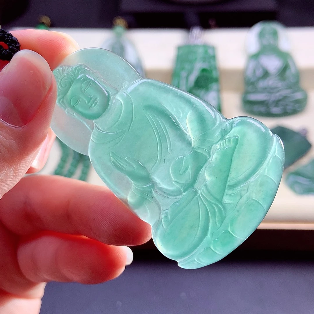 【闪购商品】颈饰未镶嵌翡翠天然