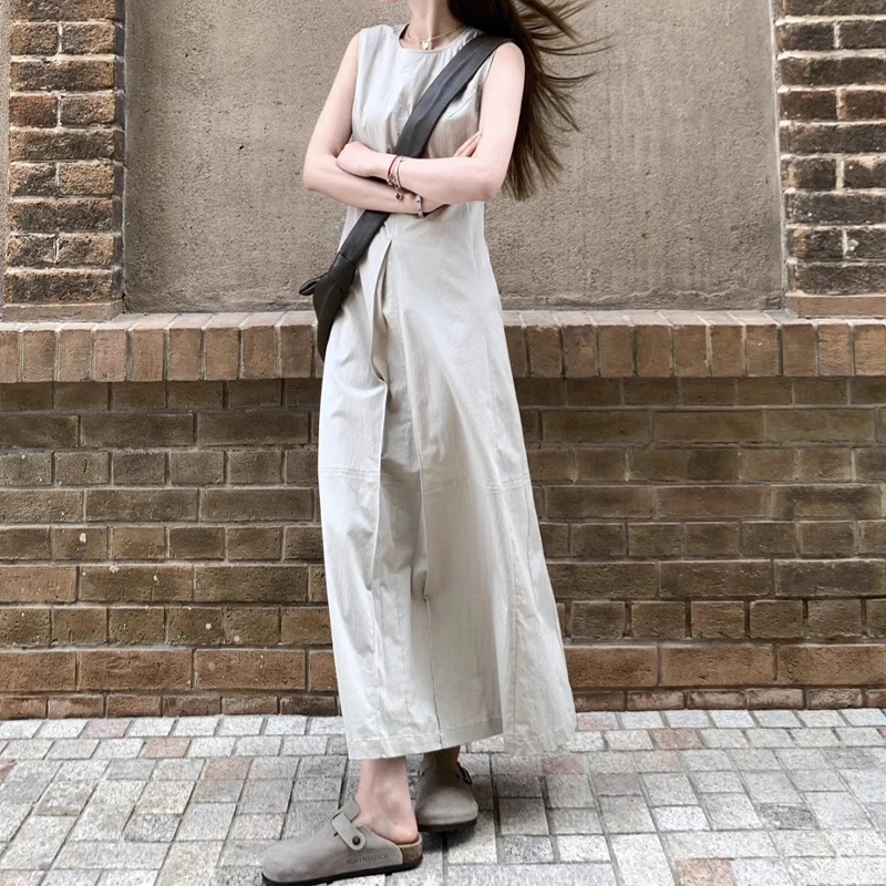 黑色无袖背心连衣裙子女夏季2025新款茶歇法式海边度假长裙2430