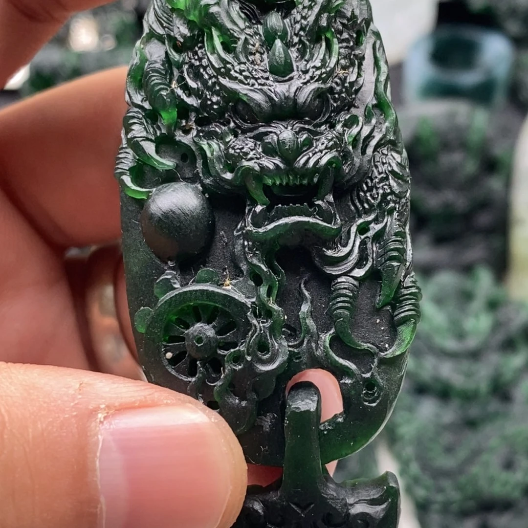 定制翡翠未镶嵌天然翡翠A货龙牌