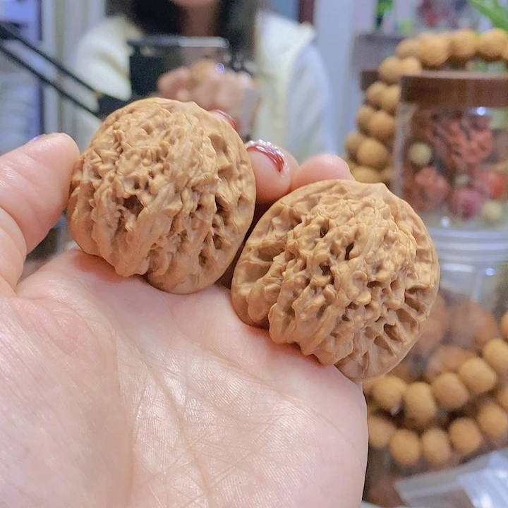 【闪购商品】文玩核桃把件41.5霞云岭