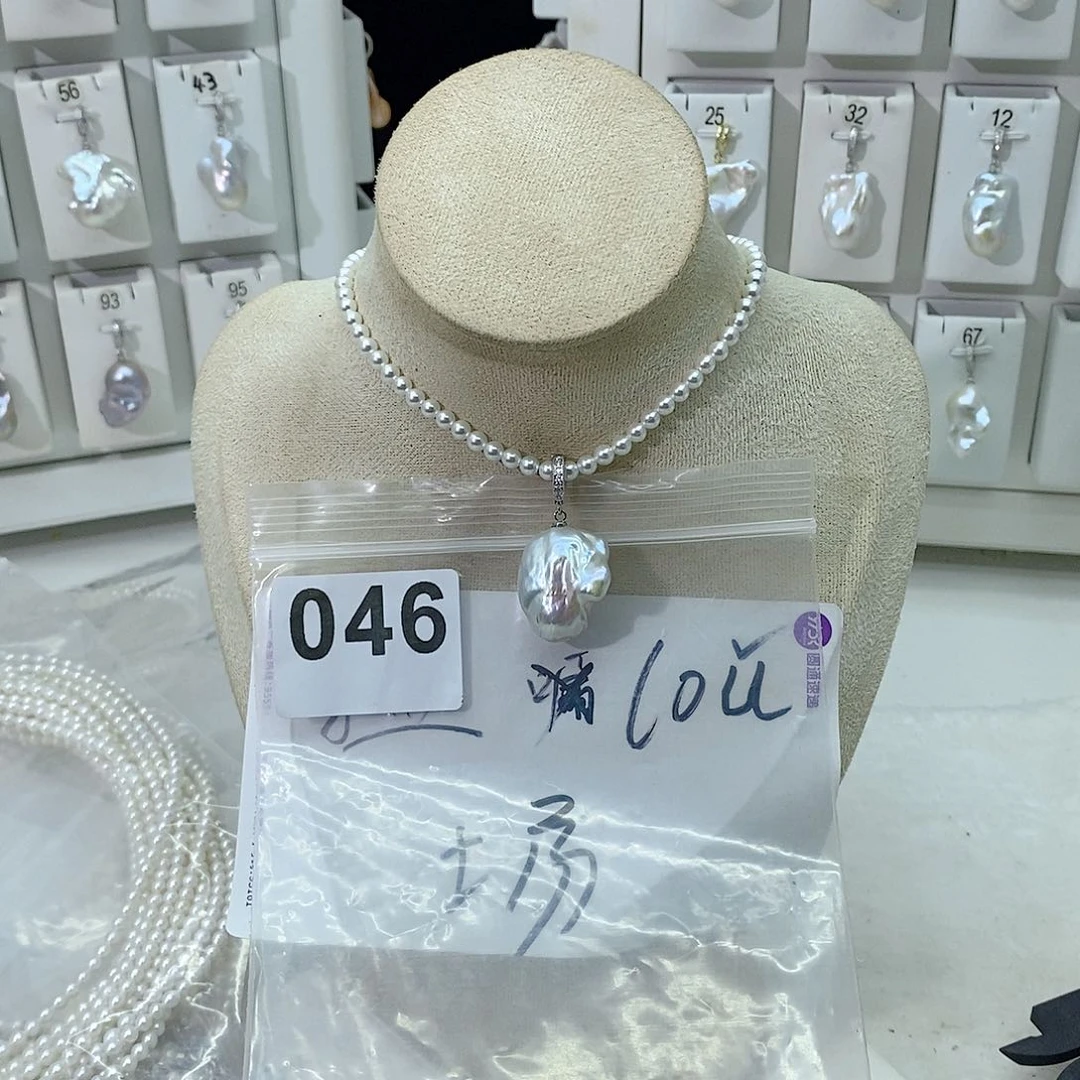 淡水珍珠颈饰合金