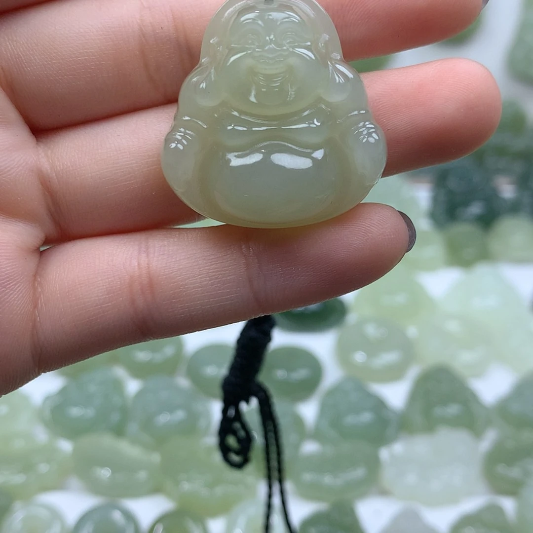 【闪购商品】颈饰未镶嵌和田玉