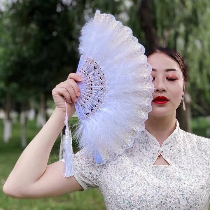 A羽毛扇子旗袍夜上海舞蹈毛绒民国古风毛毛扇白色鹅毛折扇拍照道