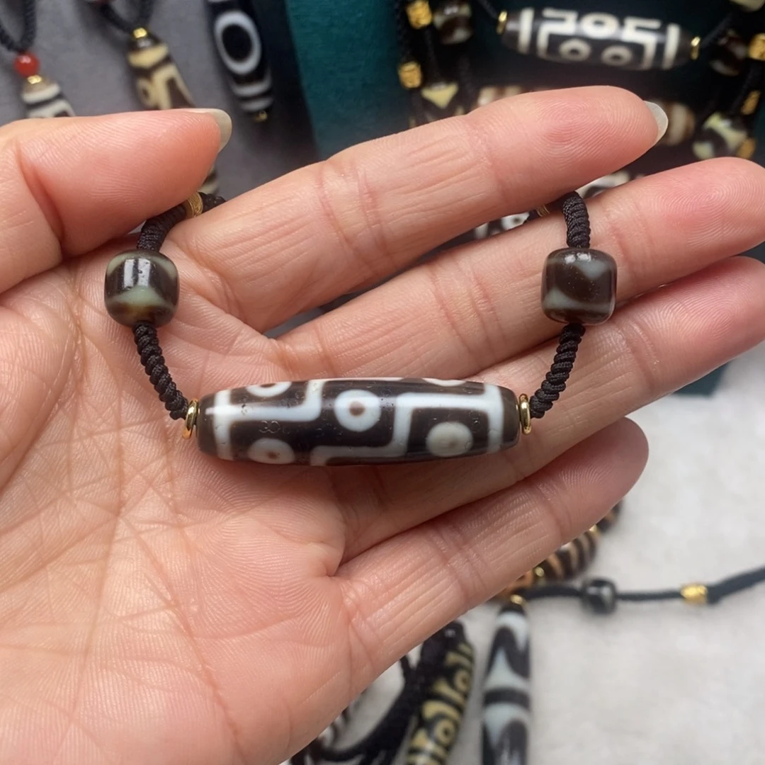 玛瑙/玉髓颈饰合金