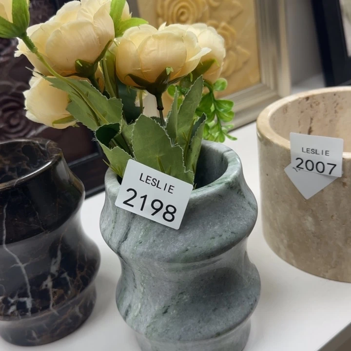 L。 2198。    福利。