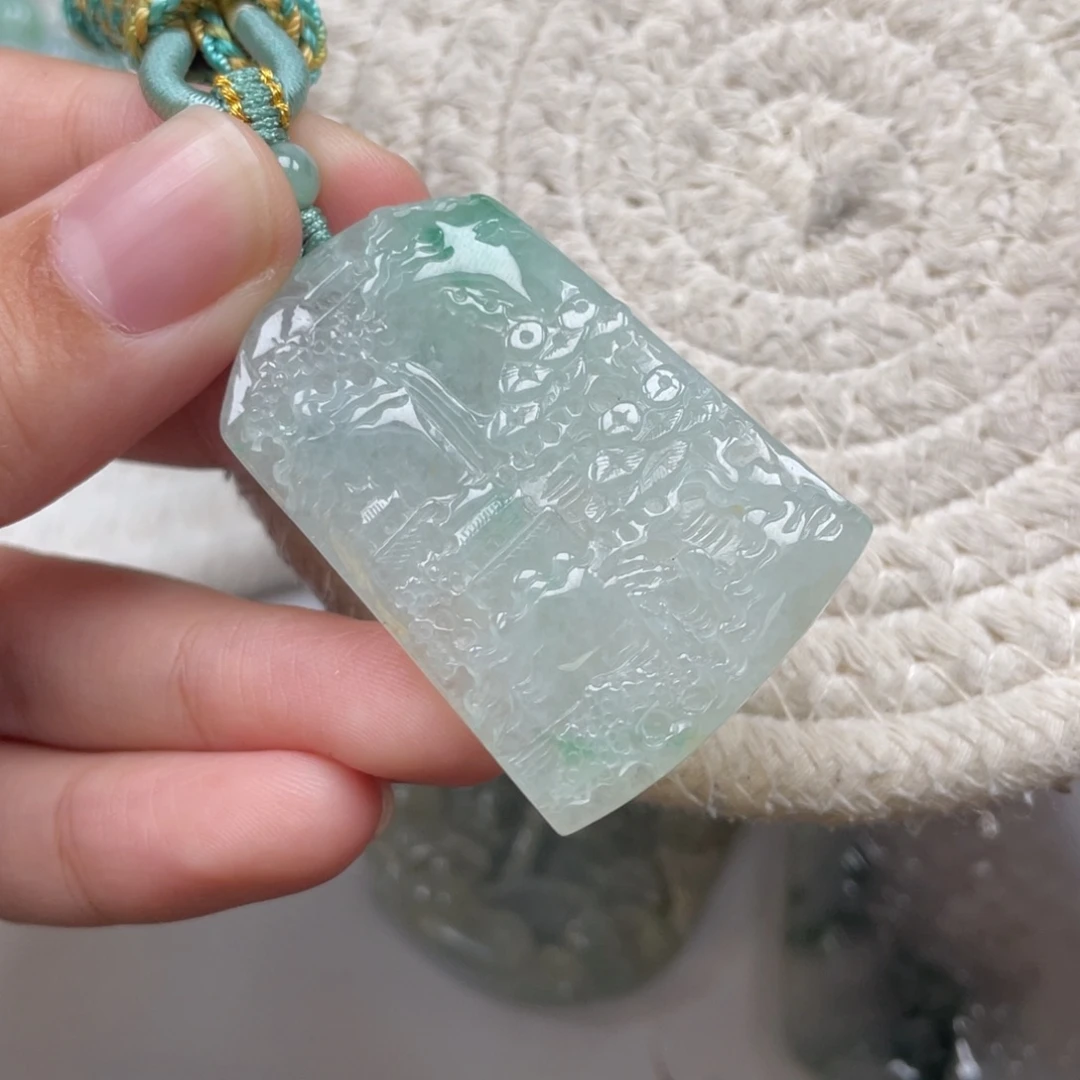 翡翠未镶嵌颈饰天然A货缅甸翡翠