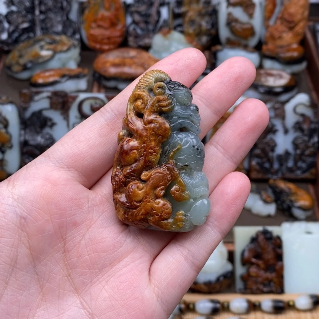 颈饰未镶嵌和田玉