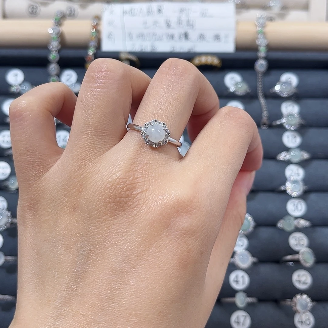 翡翠未镶嵌戒指588