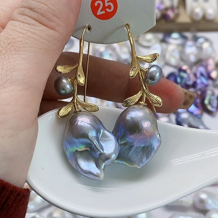 银S925镶嵌耳饰淡水珍珠