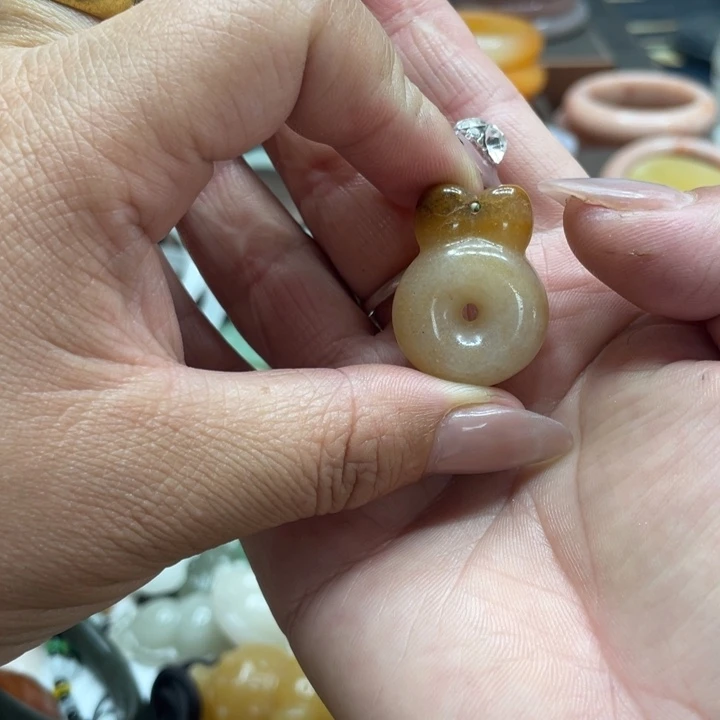 石英质玉手镯合金