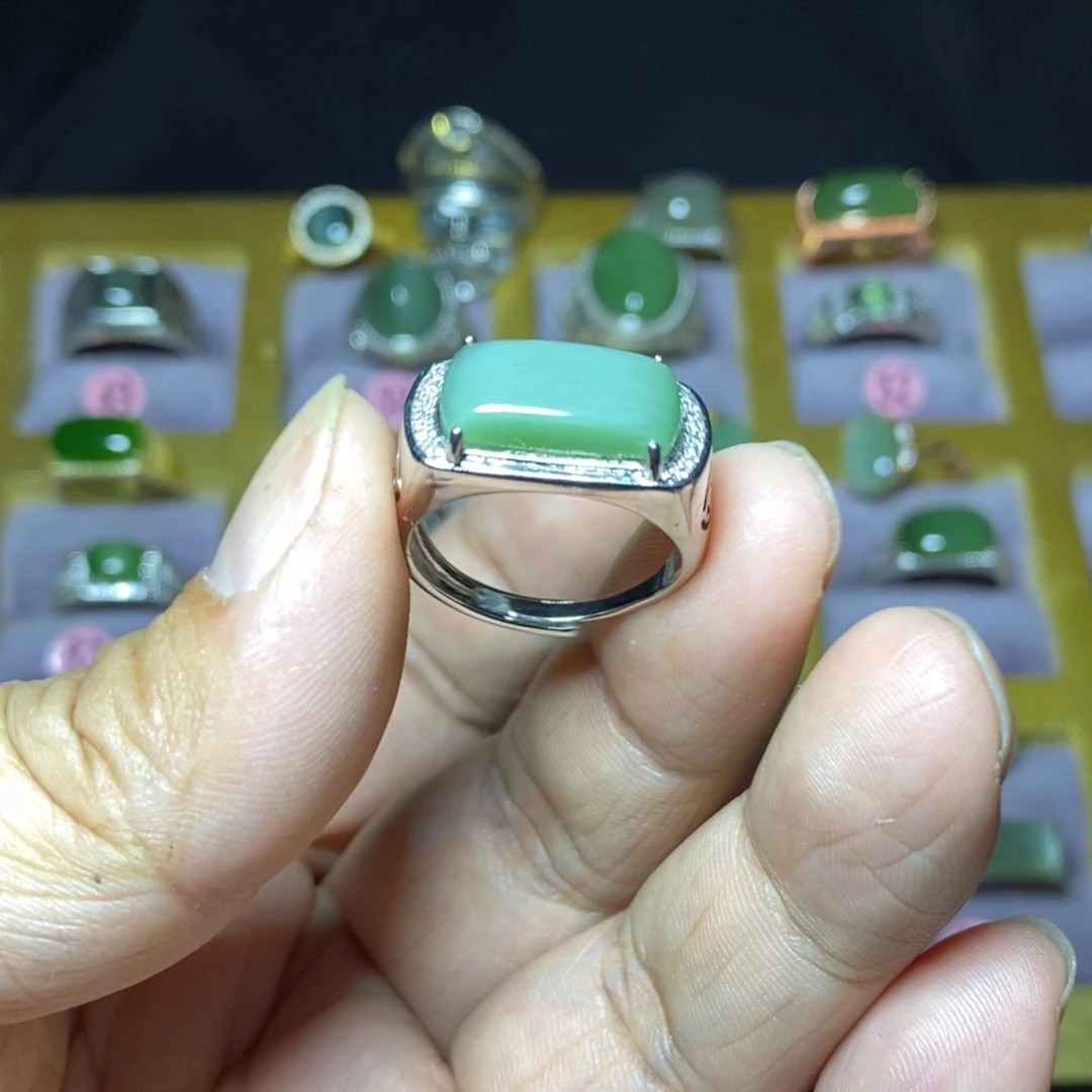 和田玉（碧玉）戒指未镶嵌