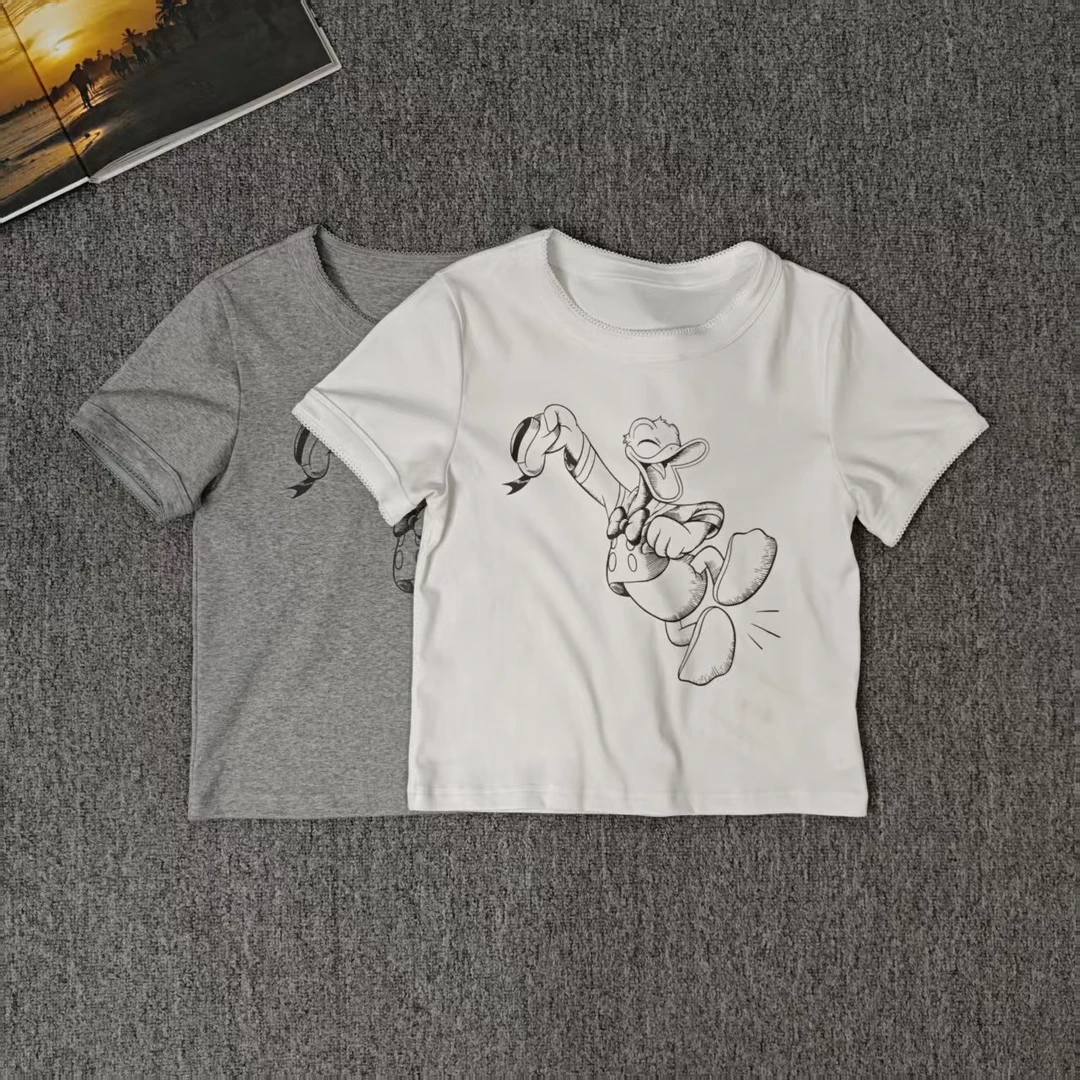 13244余小鱼【一只鸭】两色卡通鸭领口花边夏季短袖T恤女装