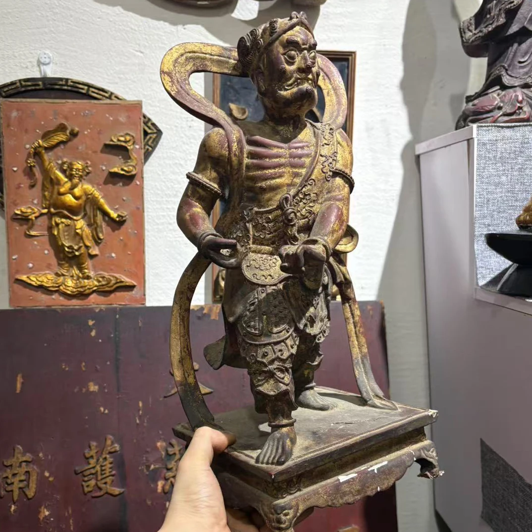 老木雕精美人物一尊