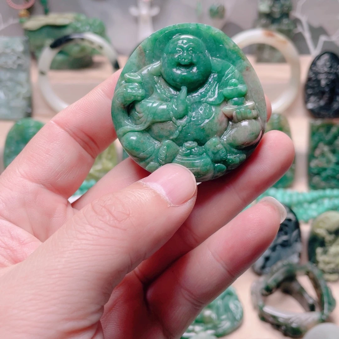 独山玉未镶嵌颈饰