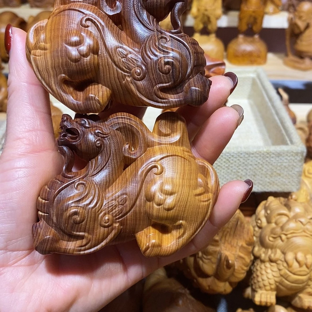 木开*崖柏手把件，貔貅一对