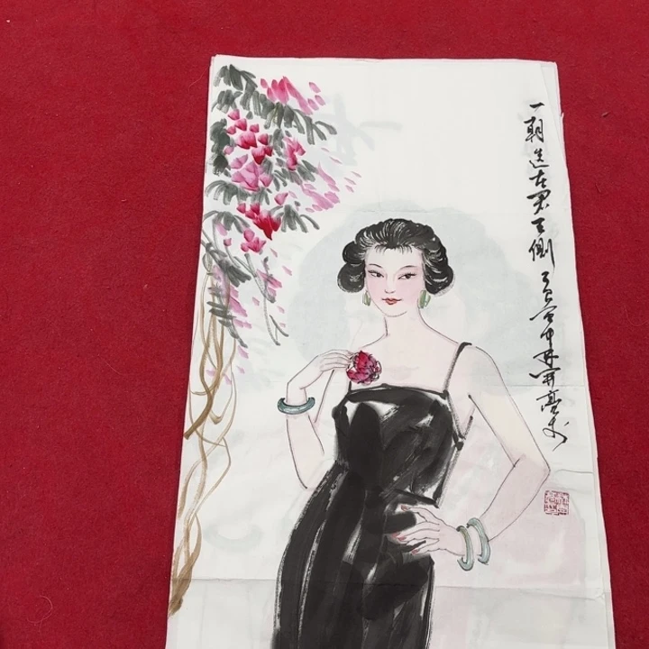 国画花鸟等图案为一体而