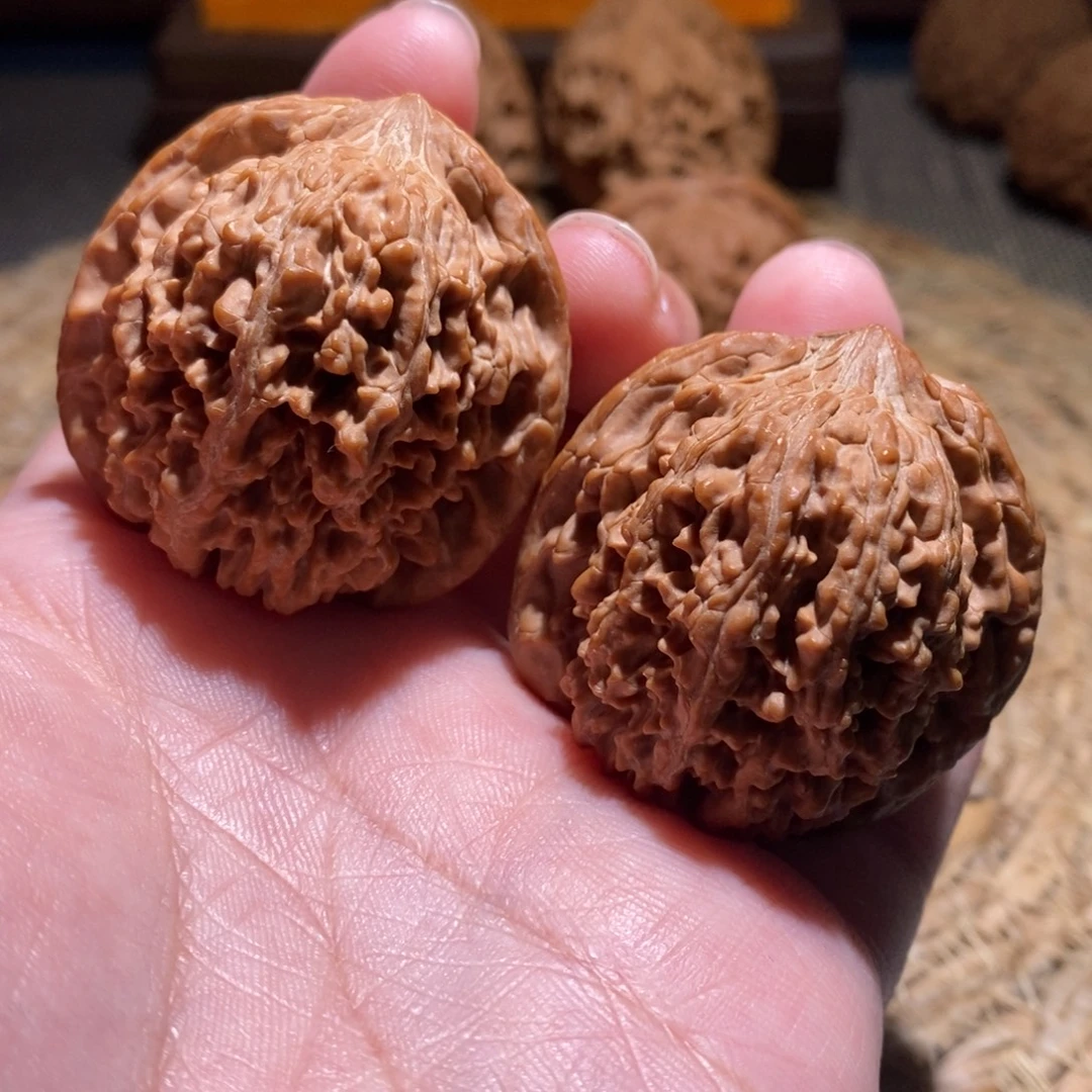 吊坠桃核40满天星