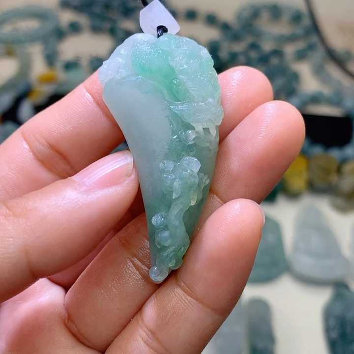 定制翡翠未镶嵌毛货抛光