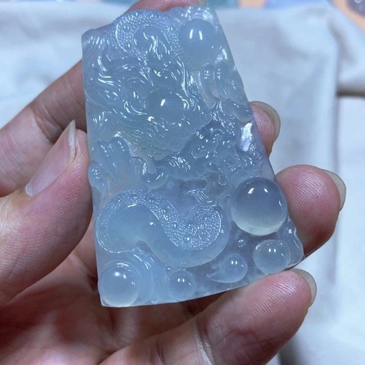 翡翠未镶嵌颈饰?****?天然缅甸翡翠龙牌尺寸60-40-7