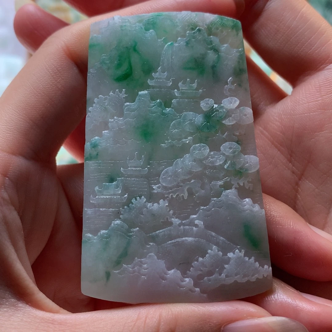 定制翡翠未镶嵌山水