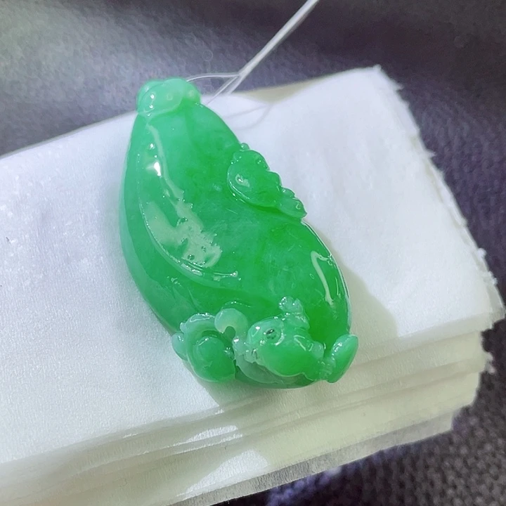 定制翡翠未镶嵌翡翠