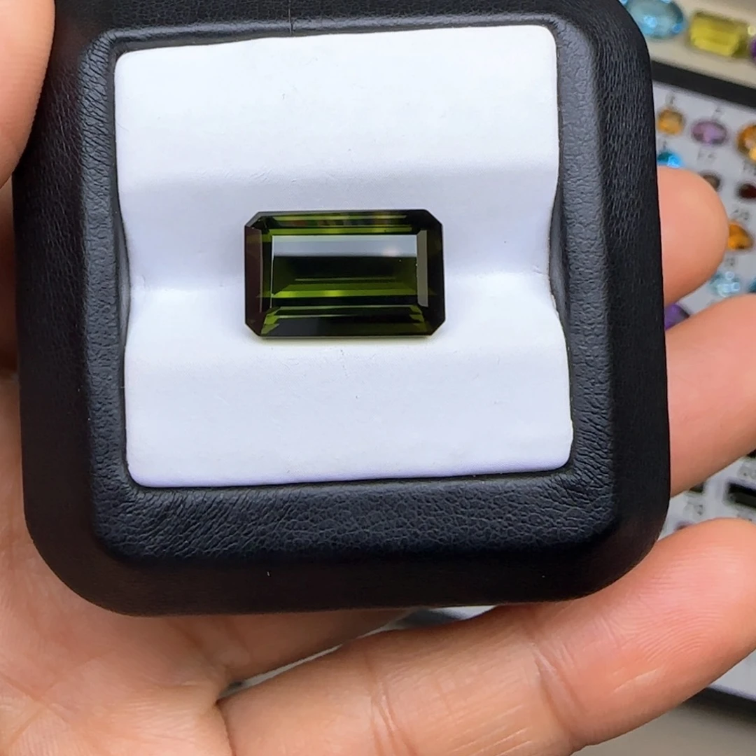 碧玺珠宝半成品未镶嵌天然 8.82克拉