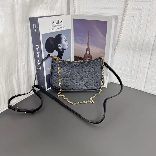 95新 LouisVuitton/路易威登 黑色老花麻将腋下斜挎包