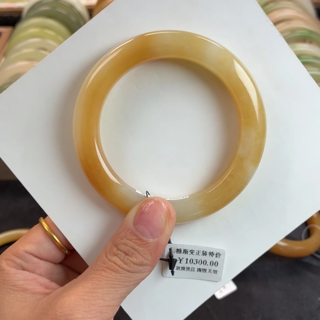 和田玉未镶嵌手镯渐变糖推荐29