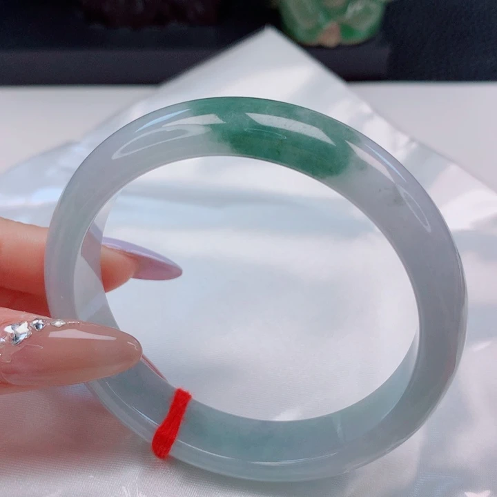 翡翠未镶嵌手镯57圈