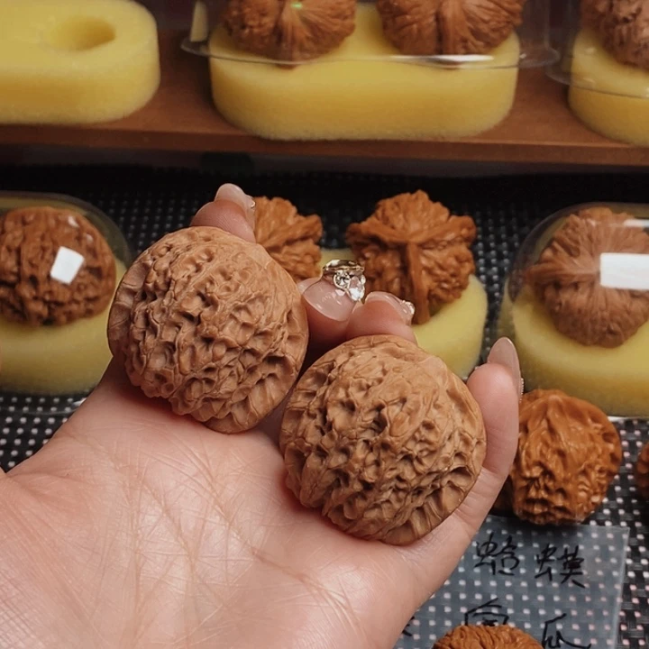 把件文玩核桃37全血麒麟