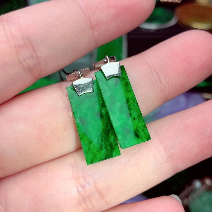 翡翠未镶嵌耳饰耳饰