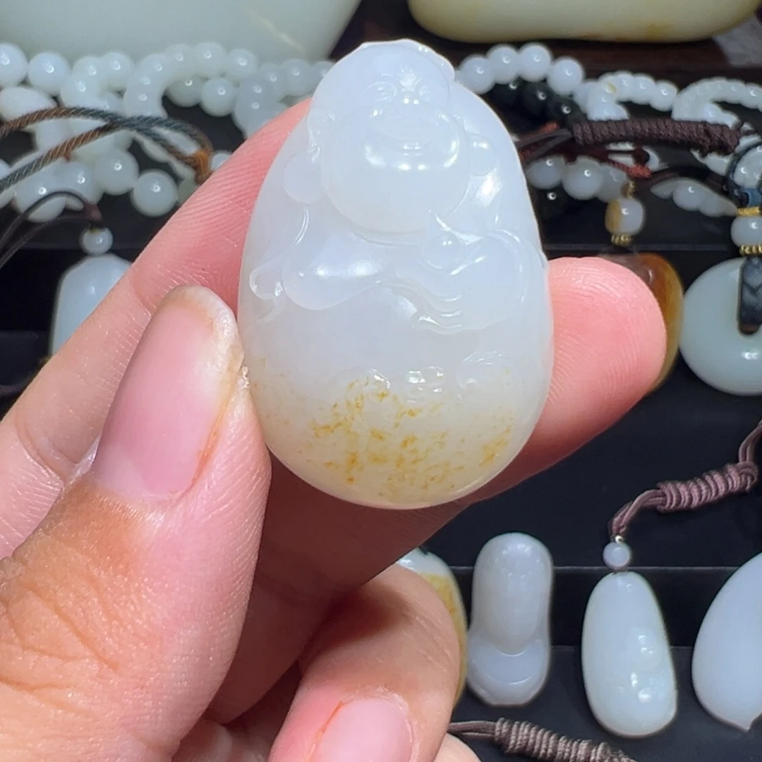 未镶嵌和田玉（子料）挂件