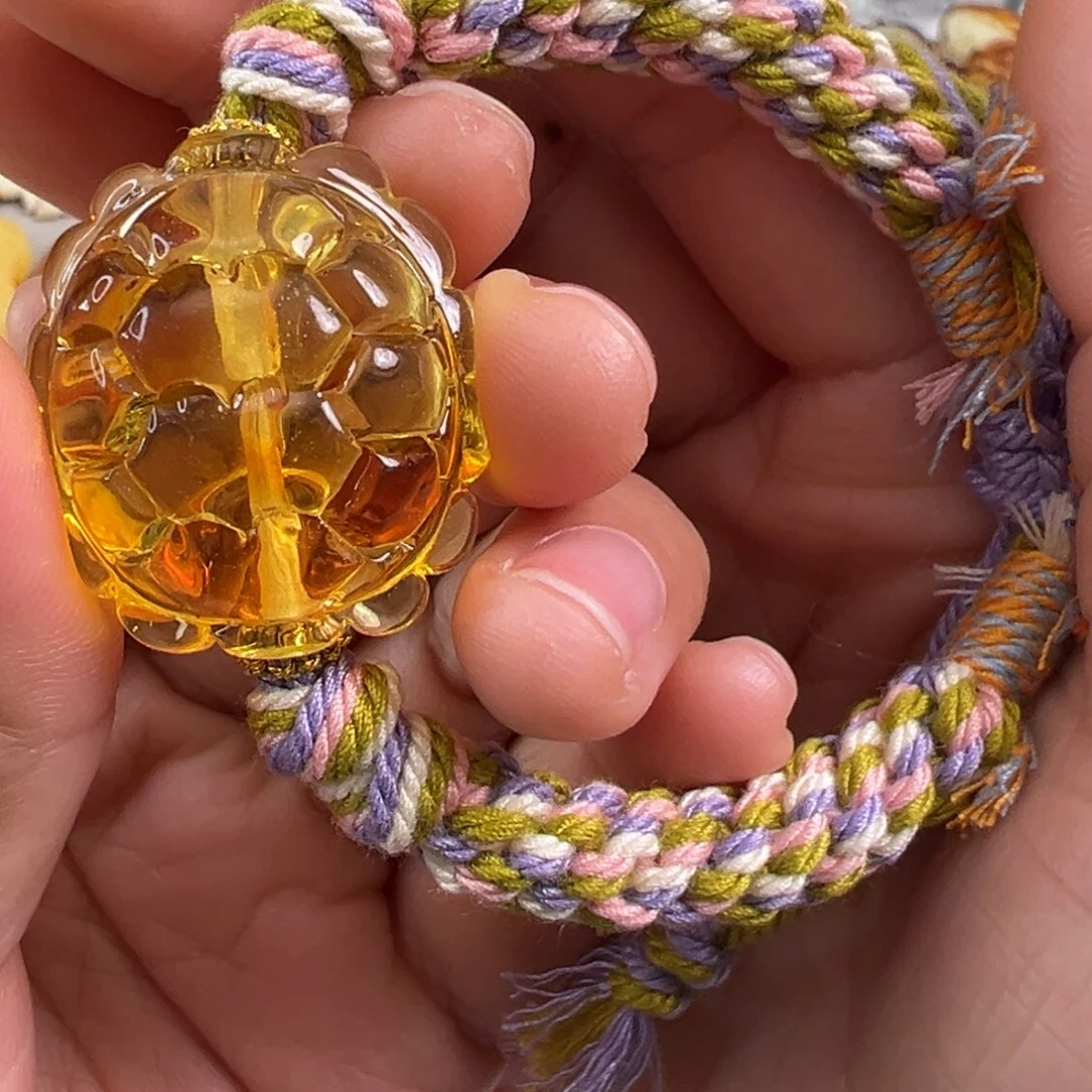 琥珀未镶嵌裸石琥珀